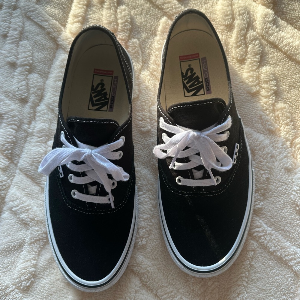 Men's Vans PopCush Low Top Sneaker — Black, White & Red
